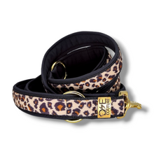 Lade das Bild in den Galerie-Viewer, Leine 3-fach "Golden Leo Love I"