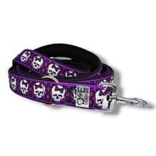 Lade das Bild in den Galerie-Viewer, Leine 3-fach "Lilac Skulls I"