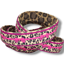 Lade das Bild in den Galerie-Viewer, Leine 3-fach "Pink Leo Love I"