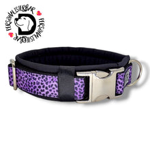 Lade das Bild in den Galerie-Viewer, Halsband 30mm &quot;Lila Leo Liebe II&quot;
