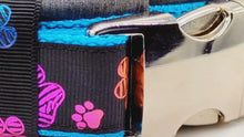 Laden und Abspielen von Videos im Galerie-Viewer, Halsband 30mm "Metallic Paws II"
