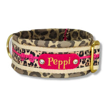 Lade das Bild in den Galerie-Viewer, Halsbänder - Halsband 50mm Pink Leo Love IV