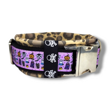 Lade das Bild in den Galerie-Viewer, Halsband 40mm &quot;Halloween-Leo-Love II&quot;
