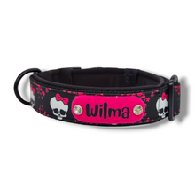 Lade das Bild in den Galerie-Viewer, Halsband 40mm &quot;Pink Bow Skull - Black Edition II&quot;
