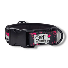 Lade das Bild in den Galerie-Viewer, Halsband 50mm &quot;Pink Bow Skull - Black Edition III&quot;
