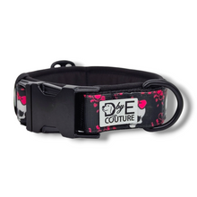 Lade das Bild in den Galerie-Viewer, Halsband 40mm &quot;Pink Bow Skull - Black Edition II&quot;
