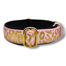 Lade das Bild in den Galerie-Viewer, Halsband 50mm &quot;Pink &amp; Gold Leo Love III&quot;
