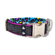 Lade das Bild in den Galerie-Viewer, reflektierendes Halsband 40mm &quot;Rainbow Leopard I&quot;
