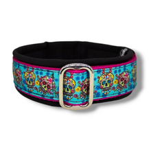 Lade das Bild in den Galerie-Viewer, Halsband 40mm &quot;Sugar Skulls I&quot;
