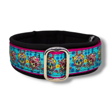 Lade das Bild in den Galerie-Viewer, Halsband 30mm &quot;Sugar Skulls II&quot;
