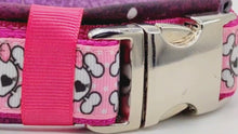 Laden und Abspielen von Videos im Galerie-Viewer, Halsband 30mm &quot;Pink Skull Galaxy II&quot;
