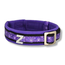 Lade das Bild in den Galerie-Viewer, Halsbänder - Halsband 25mm Lilac Spiderweb
