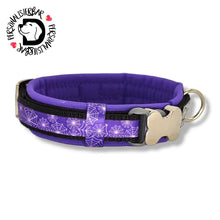 Lade das Bild in den Galerie-Viewer, Halsbänder - Halsband 25mm Lilac Spiderweb
