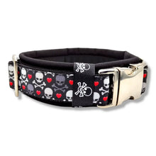 Lade das Bild in den Galerie-Viewer, Halsbänder - Halsband 40mm Skulls &amp; Hearts II

