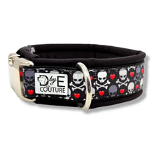 Lade das Bild in den Galerie-Viewer, Halsbänder - Halsband 40mm Skulls &amp; Hearts II
