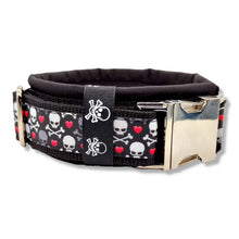 Lade das Bild in den Galerie-Viewer, Halsbänder - Halsband 50mm Skulls &amp; Hearts III
